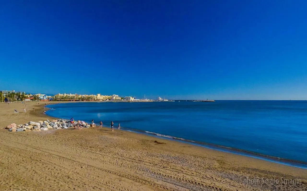 Apartamentos Júpiter Minerva - PISCINA ABIERTA - EXCELENTE CONEXIÓN WIFI Benalmádena España
