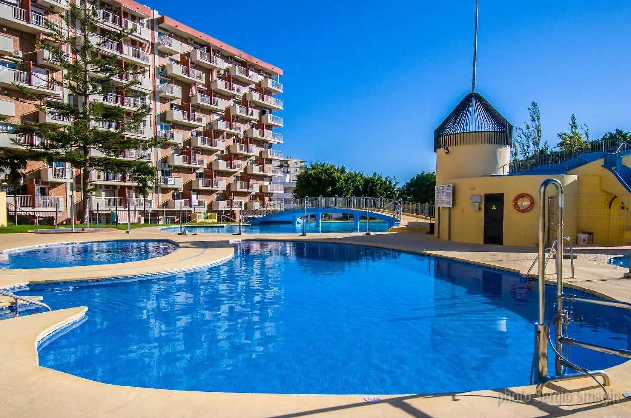 Apartamentos Júpiter Minerva - PISCINA ABIERTA - EXCELENTE CONEXIÓN WIFI Benalmádena