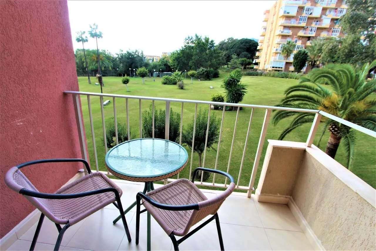 Apartamentos Júpiter Minerva - PISCINA ABIERTA - EXCELENTE CONEXIÓN WIFI Benalmádena
